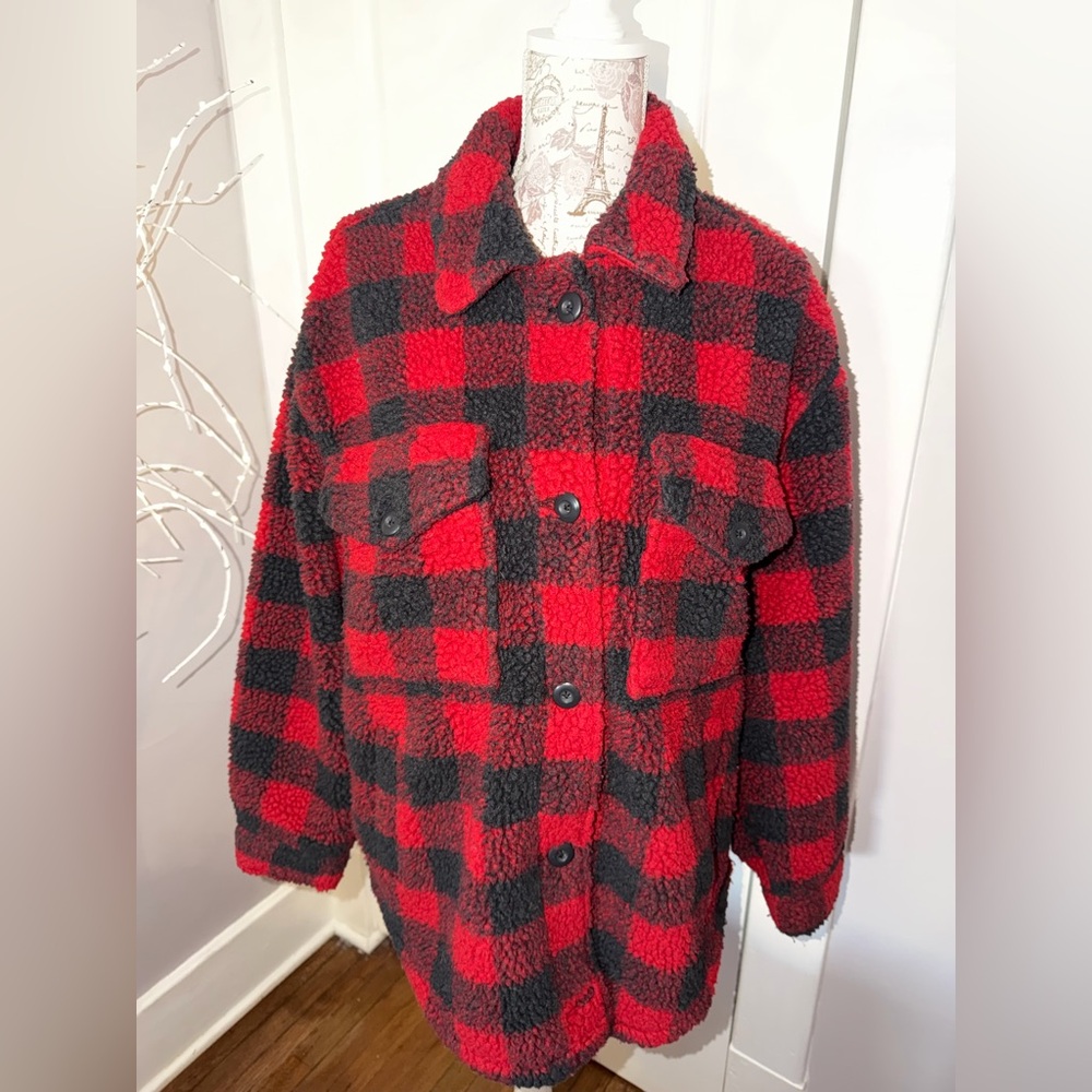 American Eagle Outfitters Red and Black Plaid Jacket